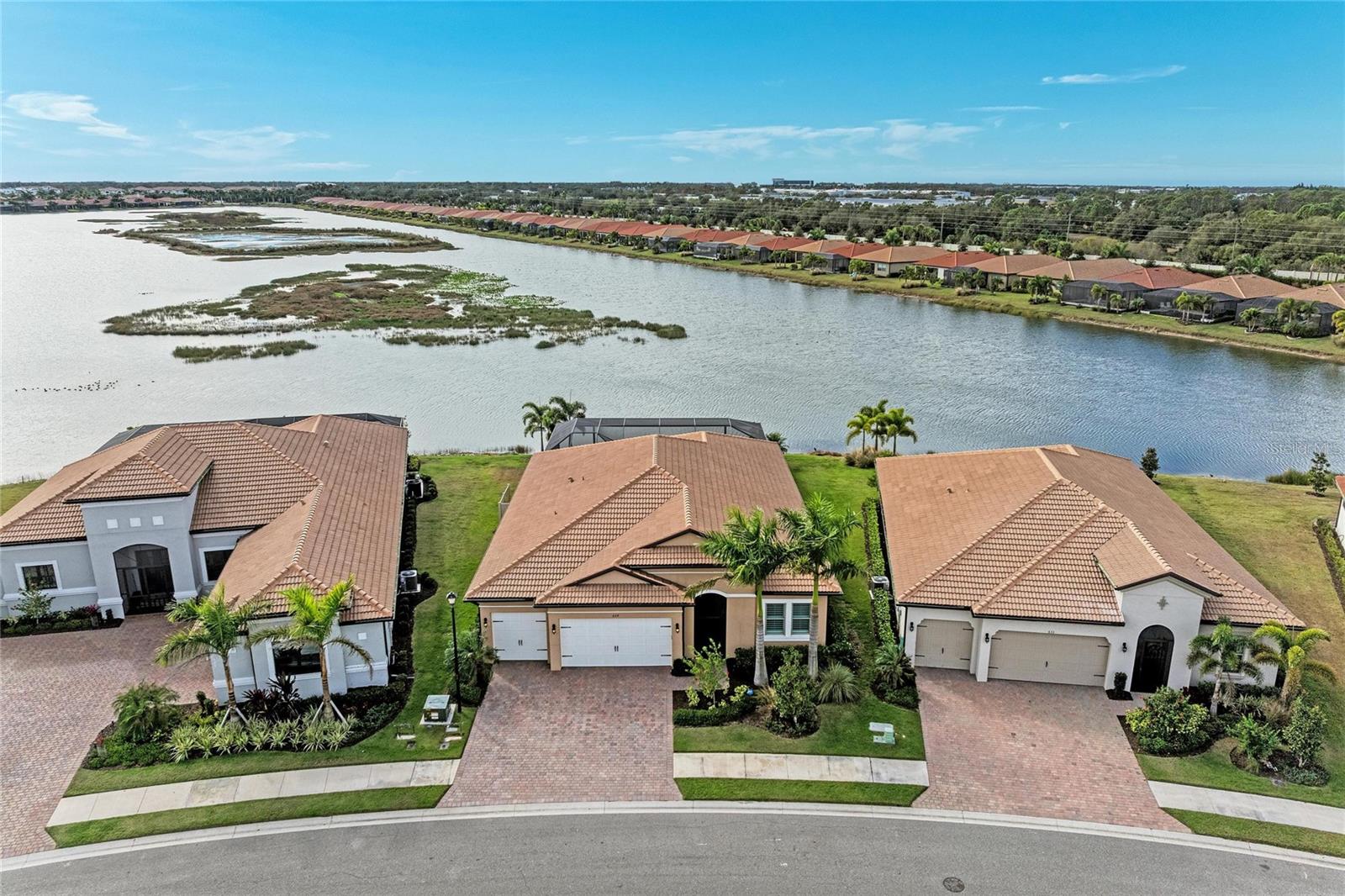 TOSCANA ISLES - Residential