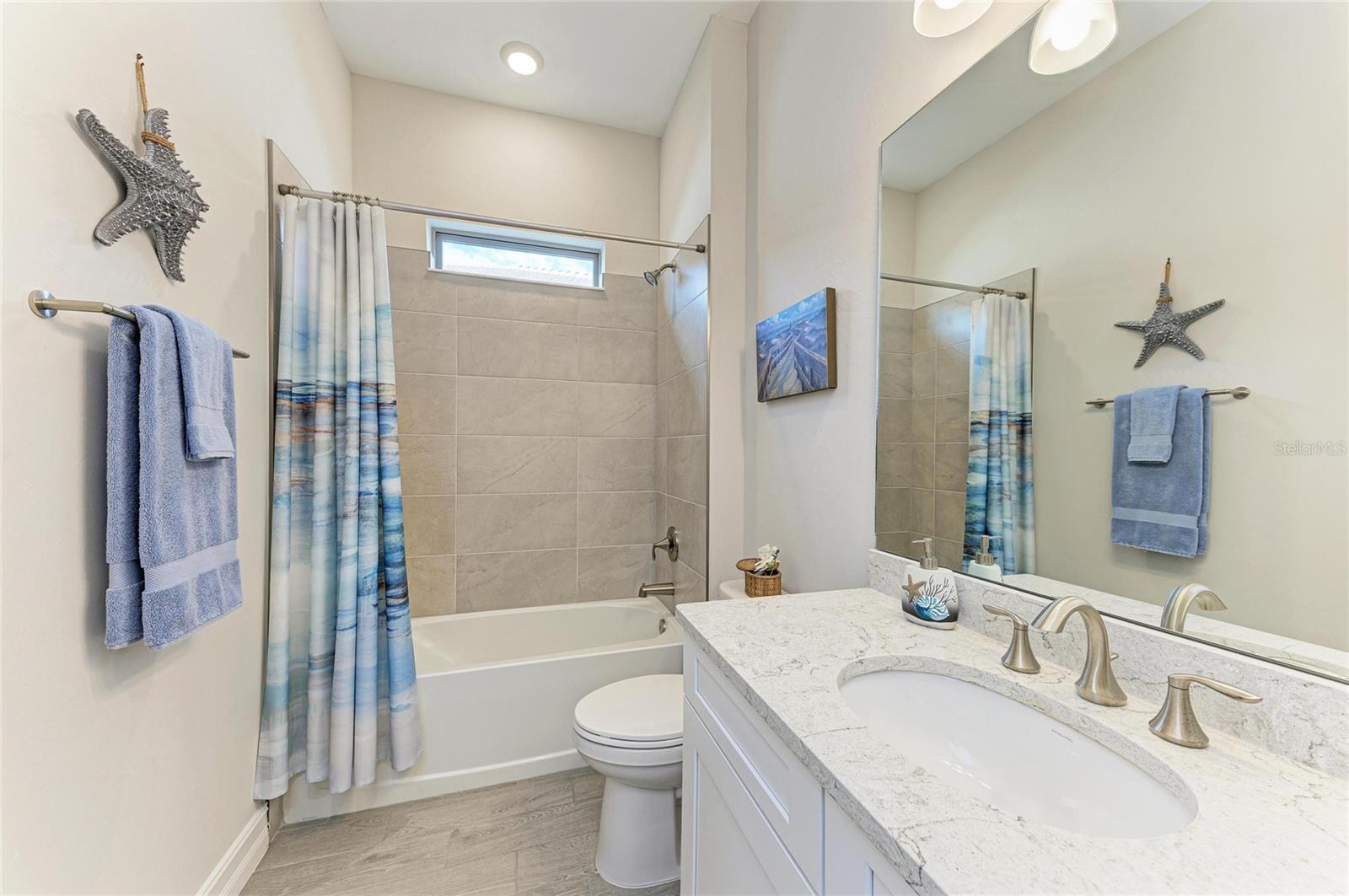 TOSCANA ISLES - Residential