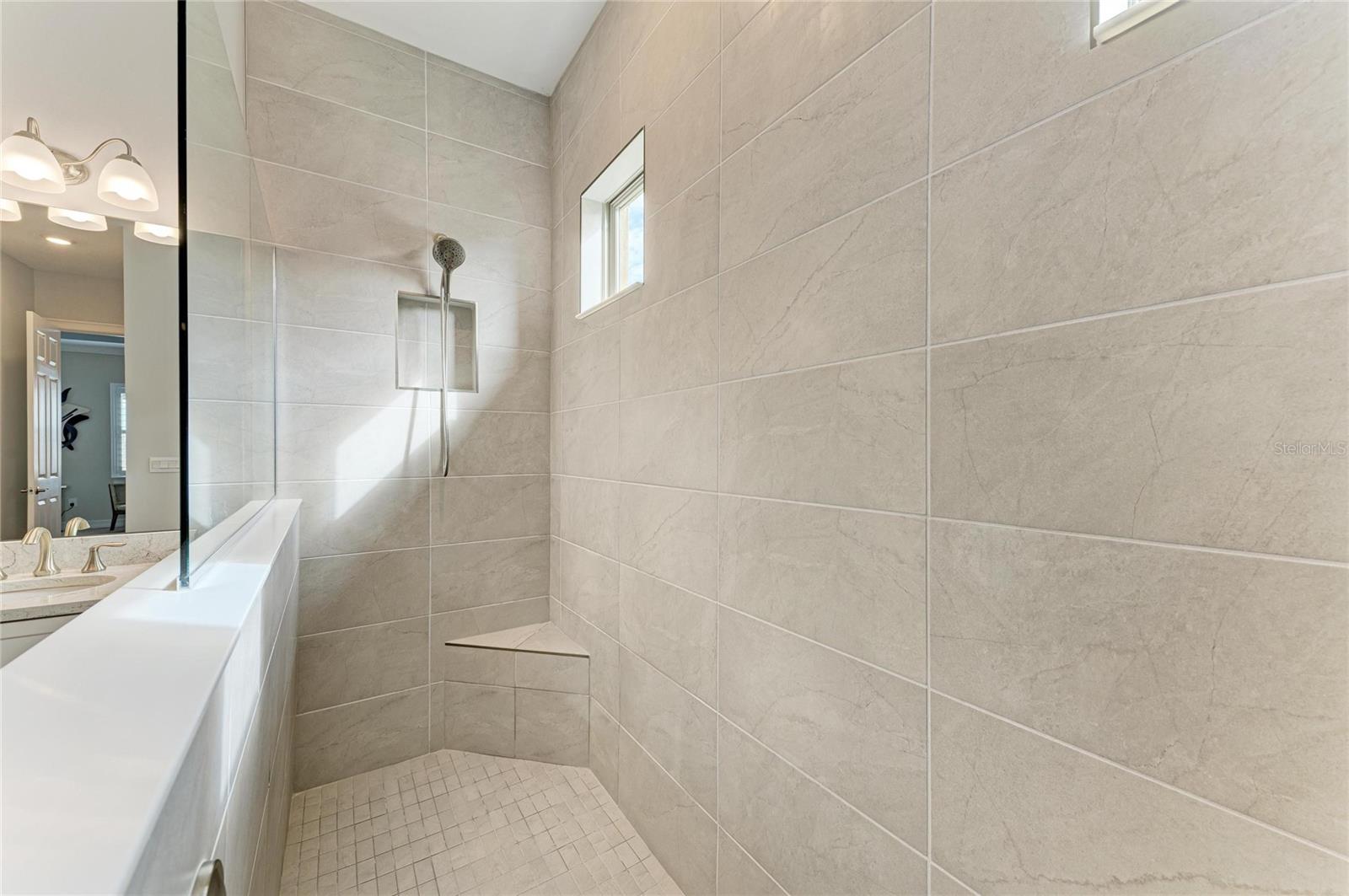 TOSCANA ISLES - Residential