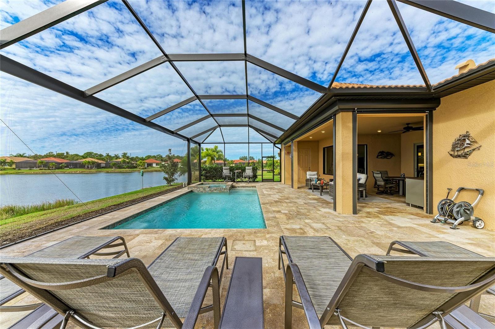 TOSCANA ISLES - Residential