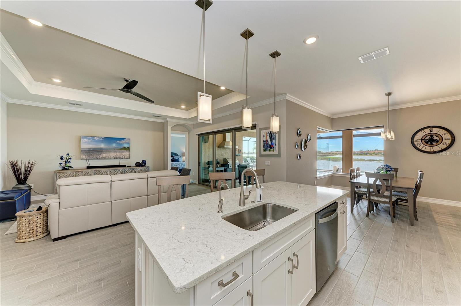 TOSCANA ISLES - Residential