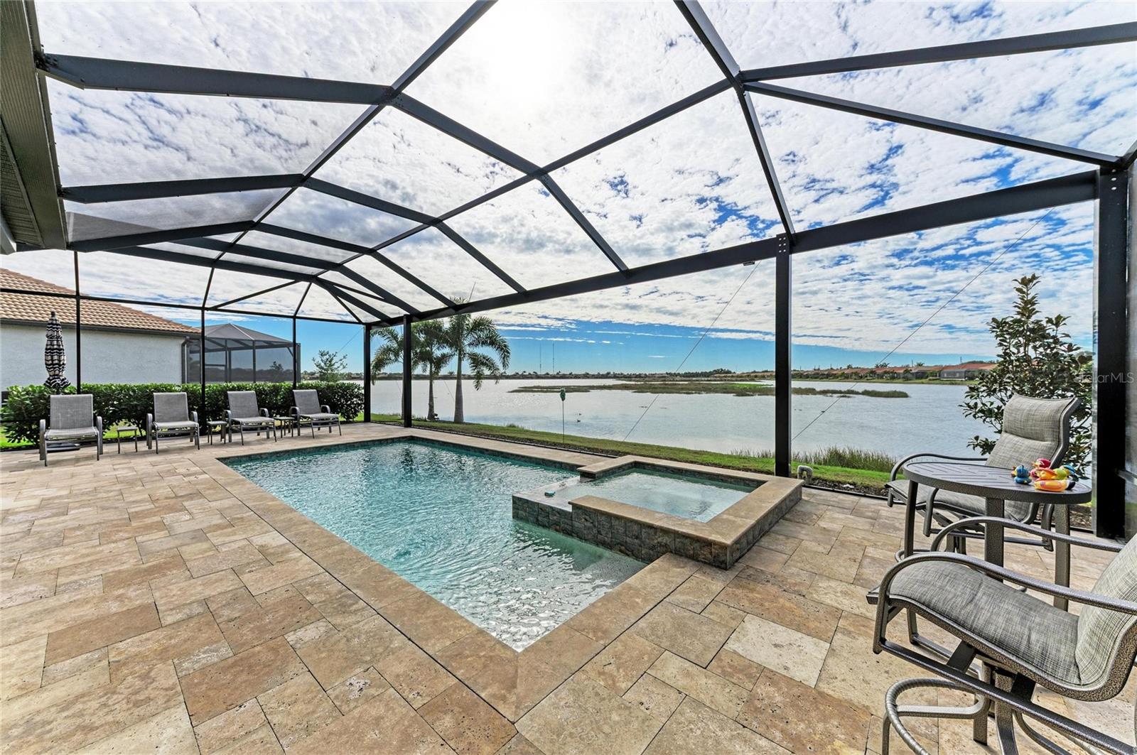 TOSCANA ISLES - Residential