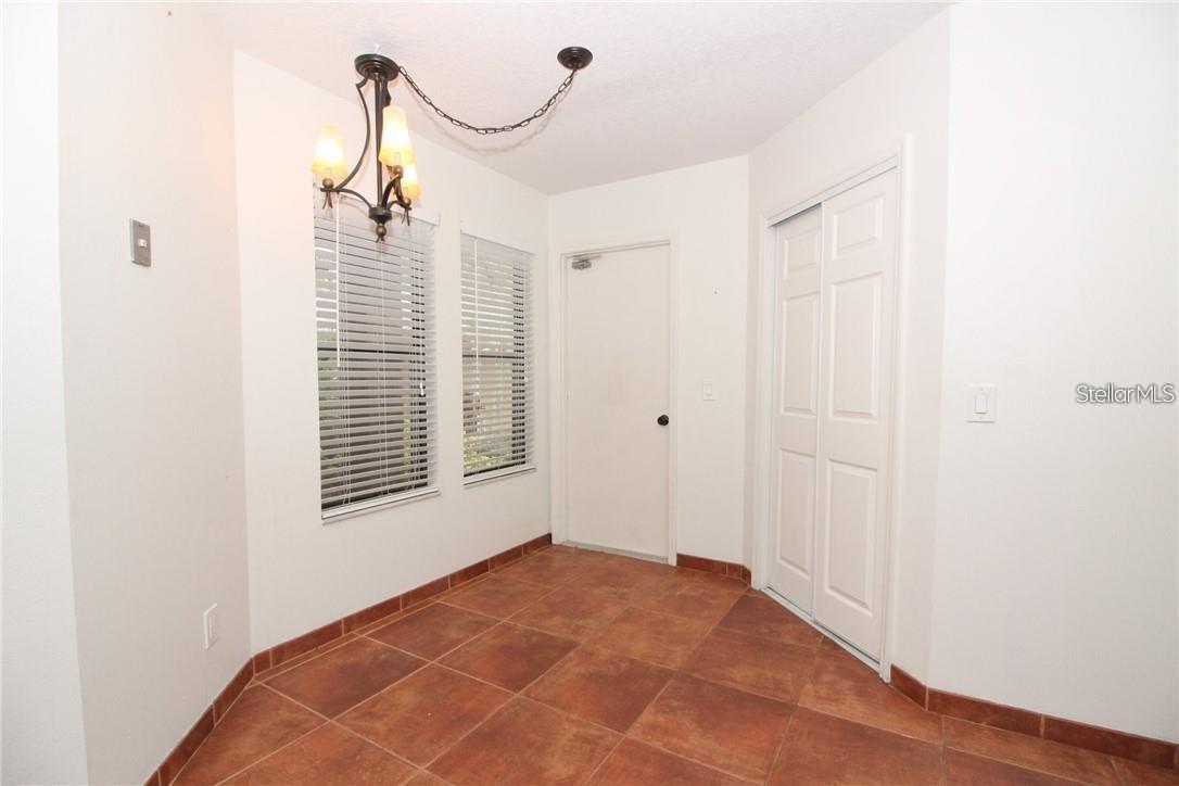 STONEWOOD MANORHOMES - Residential