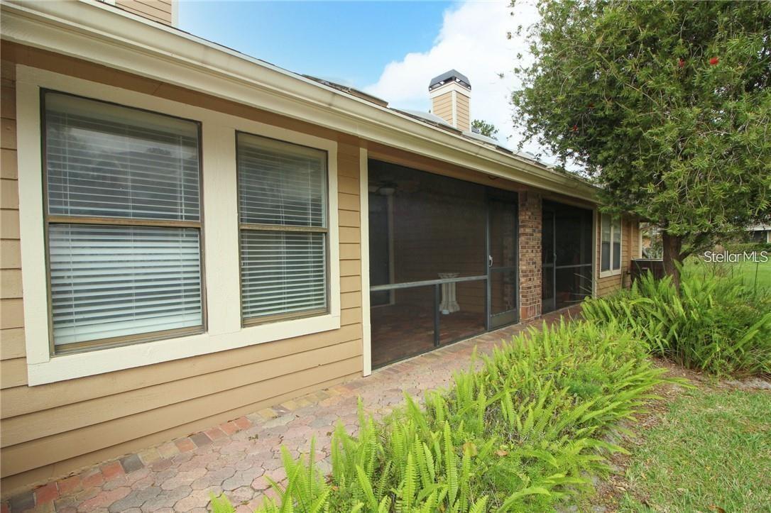 STONEWOOD MANORHOMES - Residential