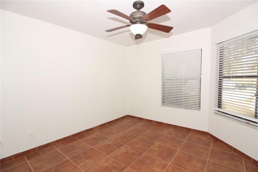 STONEWOOD MANORHOMES - Residential