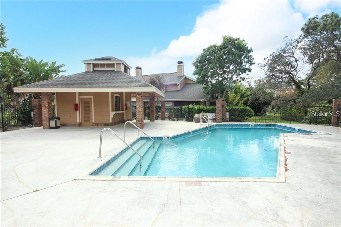 STONEWOOD MANORHOMES - Residential