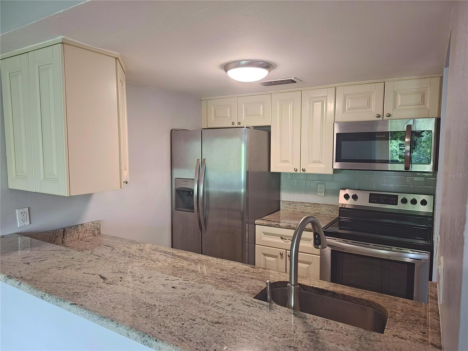 2525 W BAY DRIVE A44