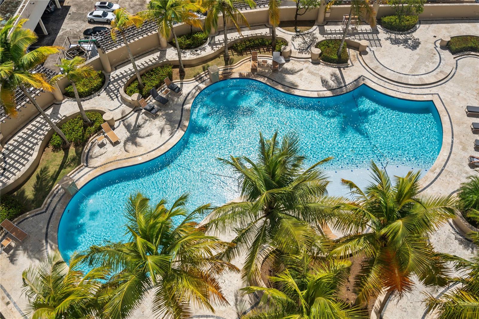 CONDOMINIO GALLERY PLAZA - Residential