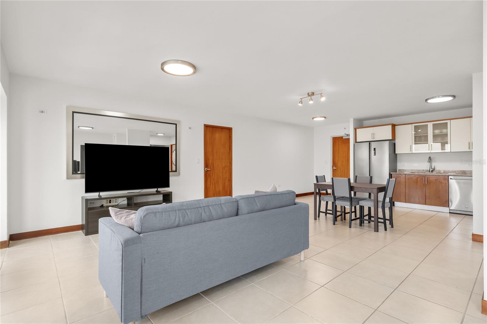 CONDOMINIO GALLERY PLAZA - Residential