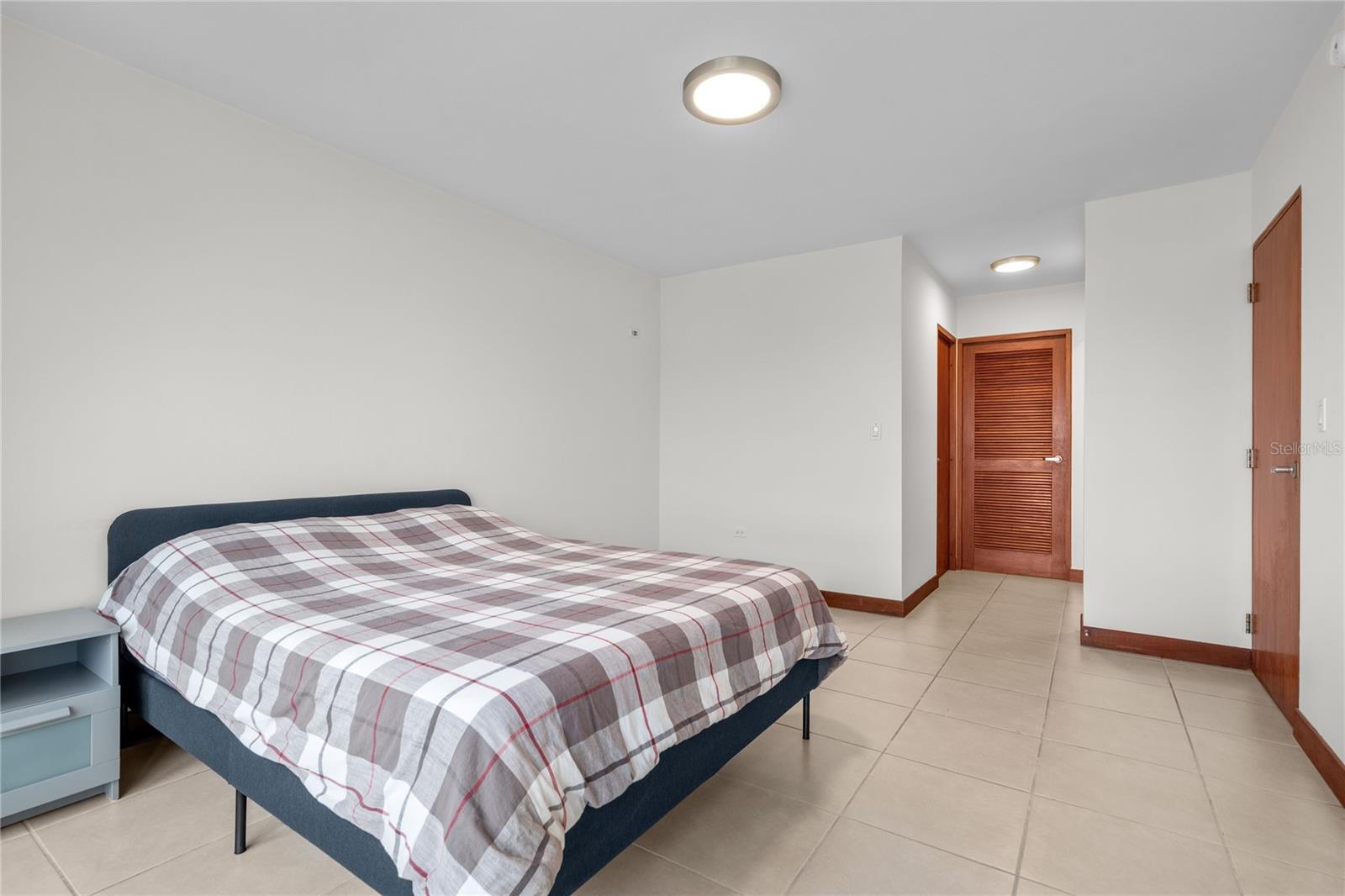 CONDOMINIO GALLERY PLAZA - Residential