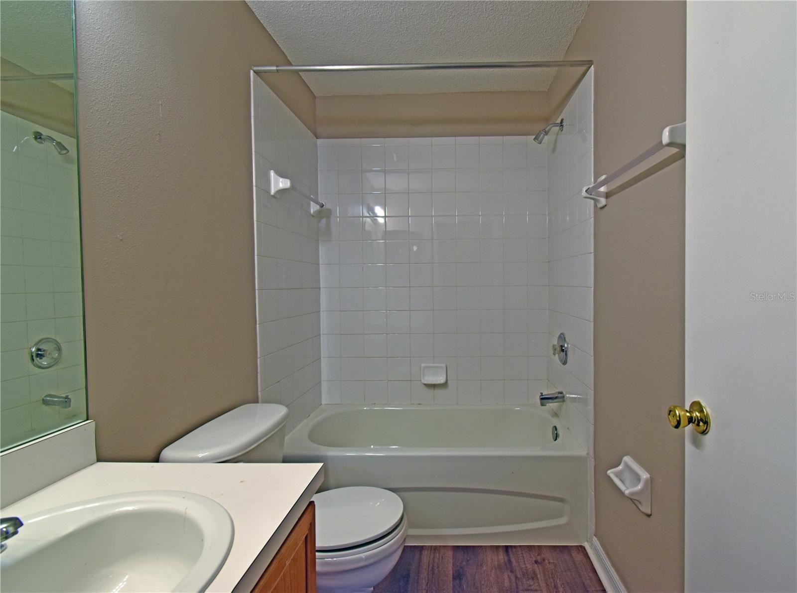 RIVERWALK AT WATERSIDE ISLAND - Residential