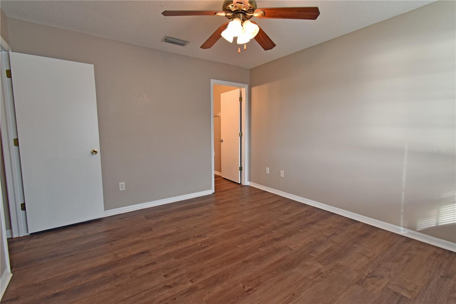 RIVERWALK AT WATERSIDE ISLAND - Residential