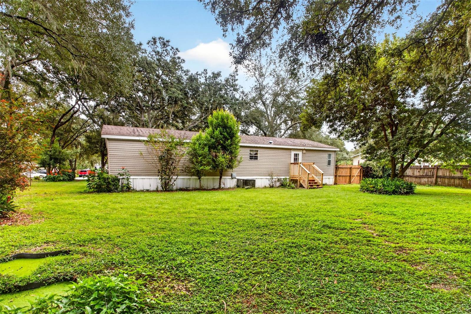 7305 TIMBER CREST LANE