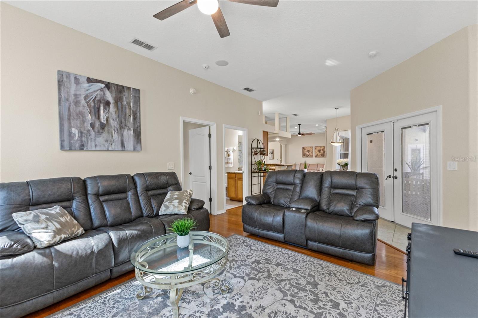 SPRING HILL - Residential