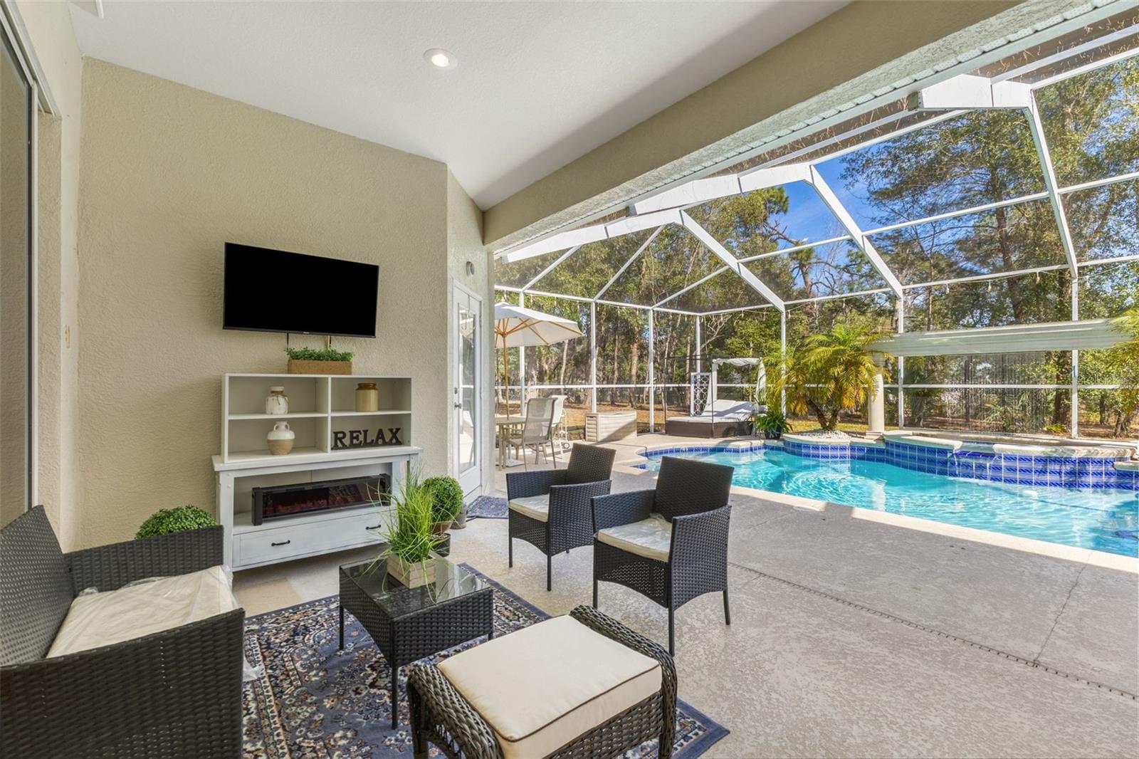 SPRING HILL - Residential