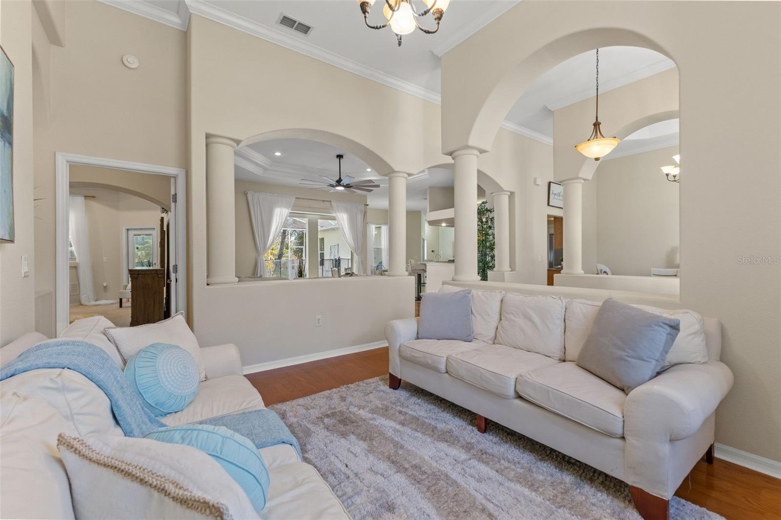 SPRING HILL - Residential