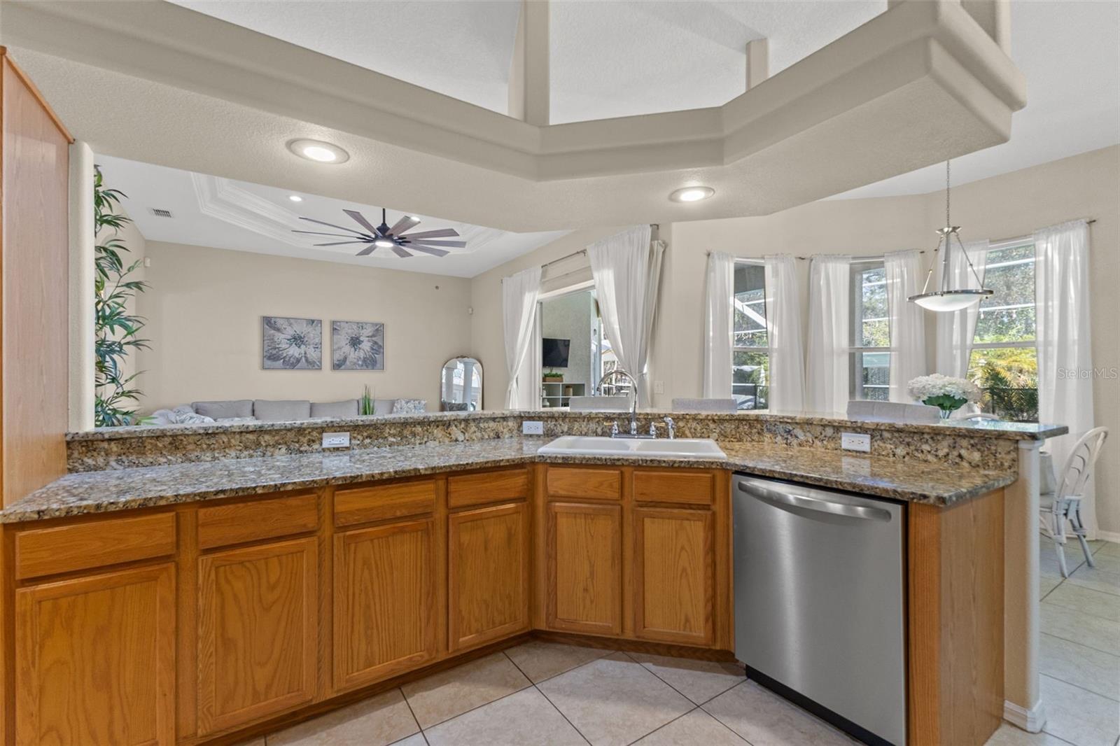 SPRING HILL - Residential