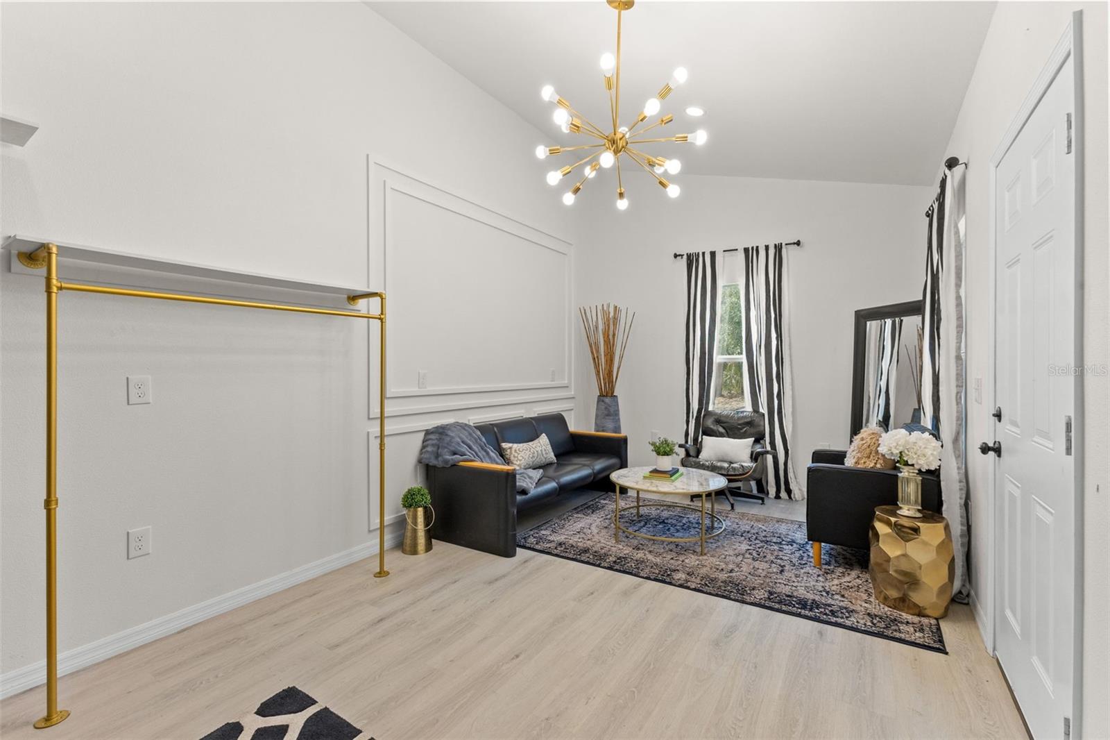 SPRING HILL - Residential