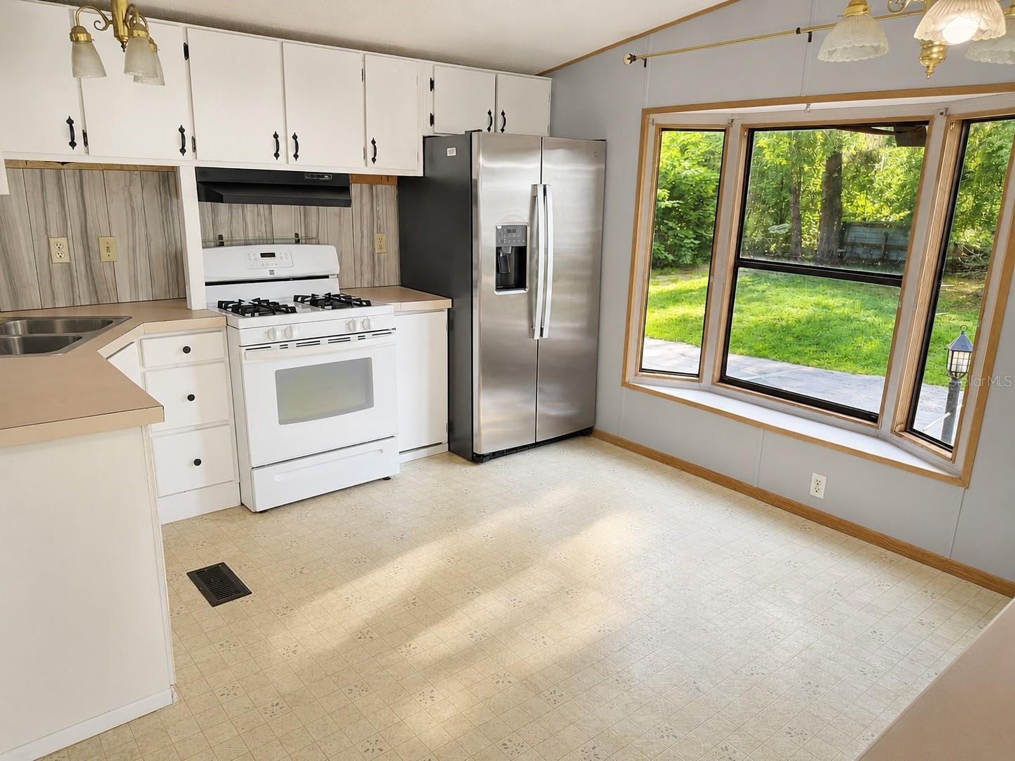 3820 SE 93RD PLACE