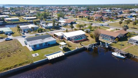 A home in PORT CHARLOTTE