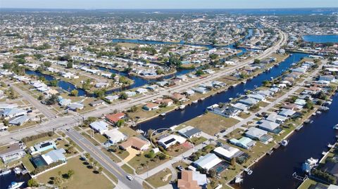 A home in PORT CHARLOTTE