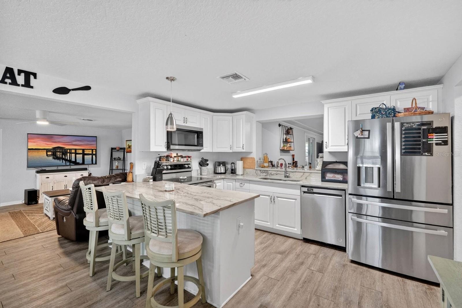 EDGEWATER ACRES UNIT 03 RESUB - Residential