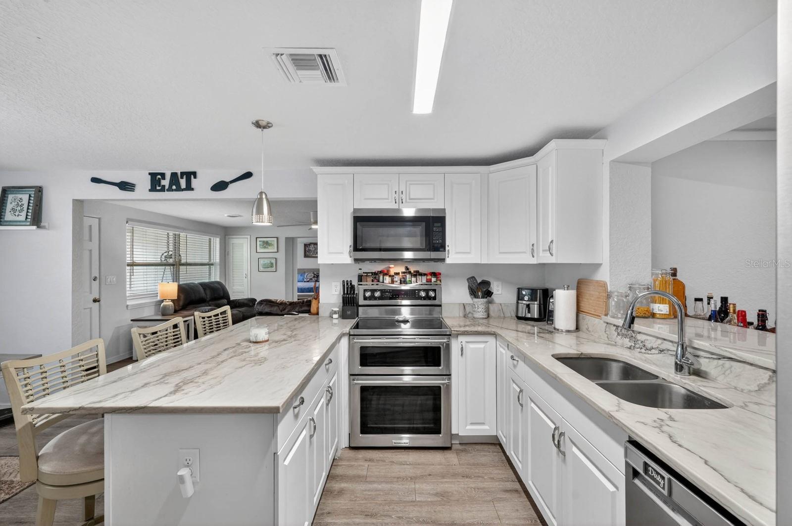 EDGEWATER ACRES UNIT 03 RESUB - Residential