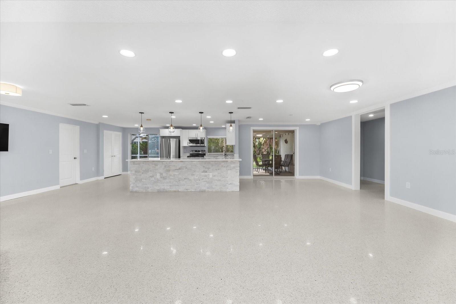 SLEEPY LAGOON PARK - Residential