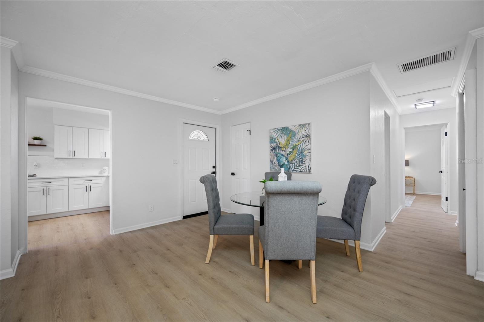 WINSTON PARK - Residential