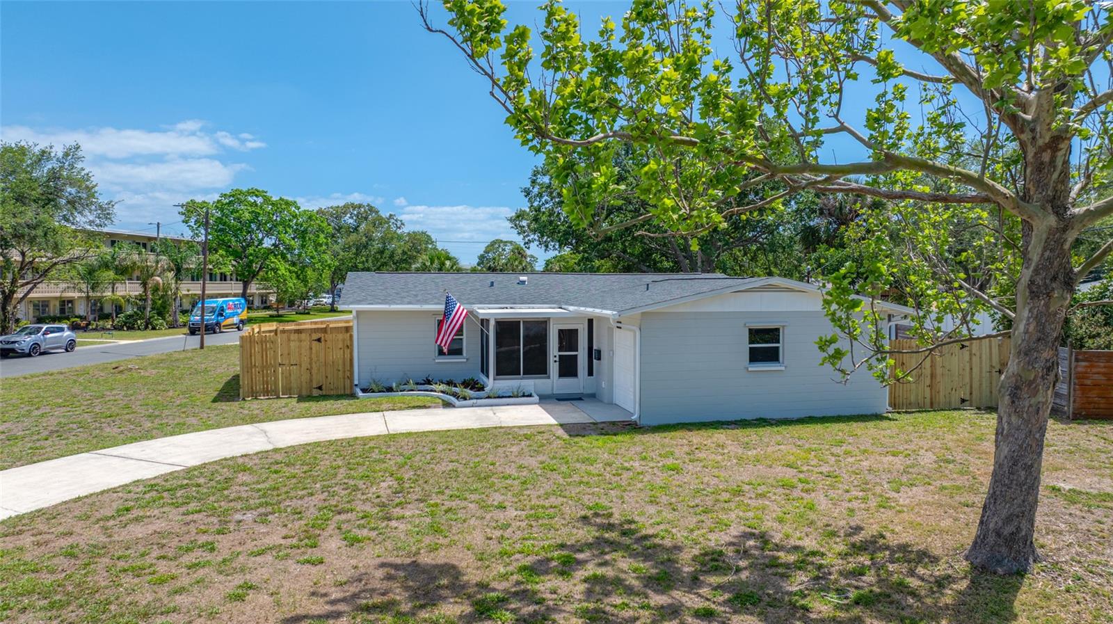 WINSTON PARK - Residential