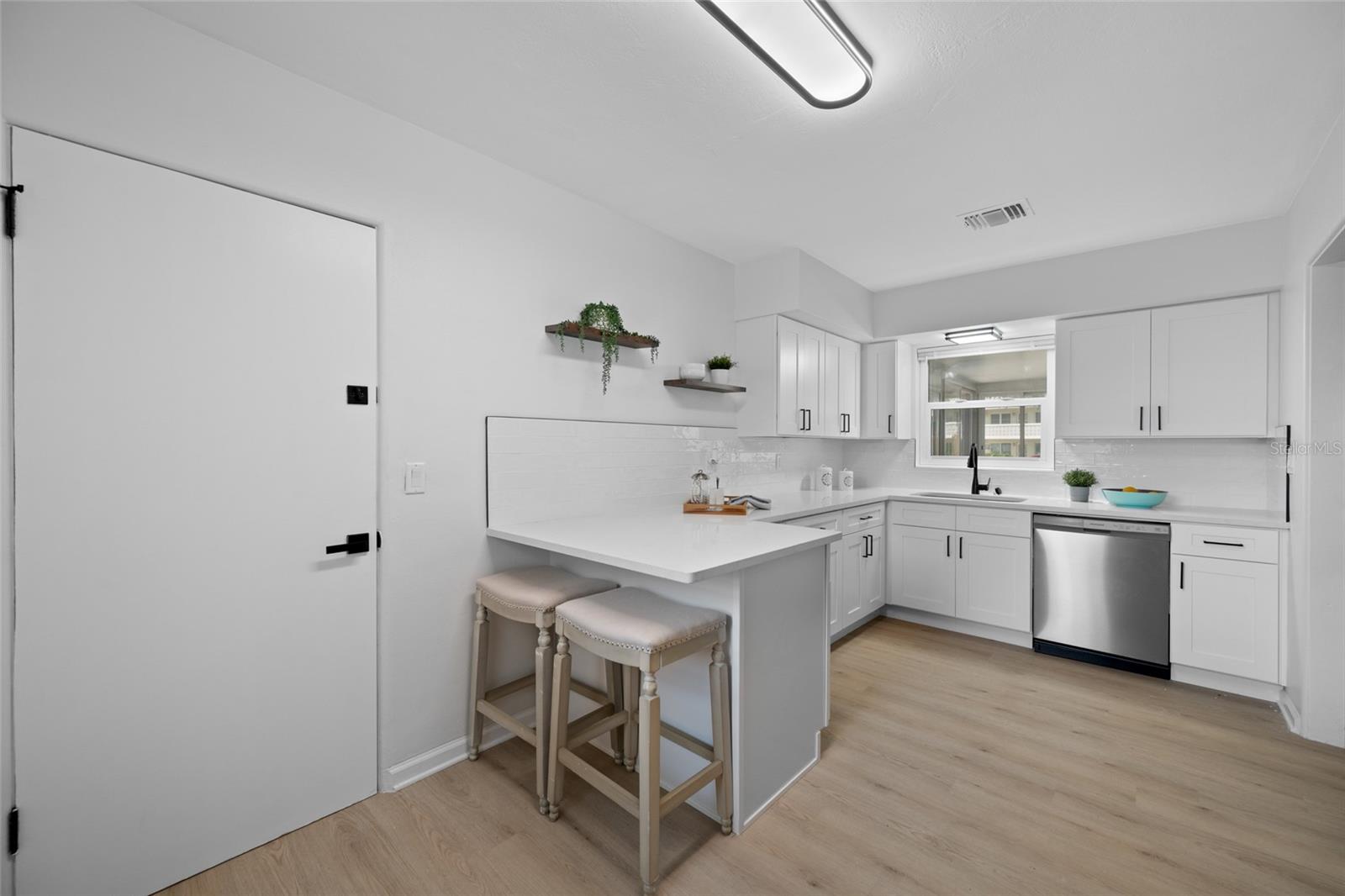 WINSTON PARK - Residential