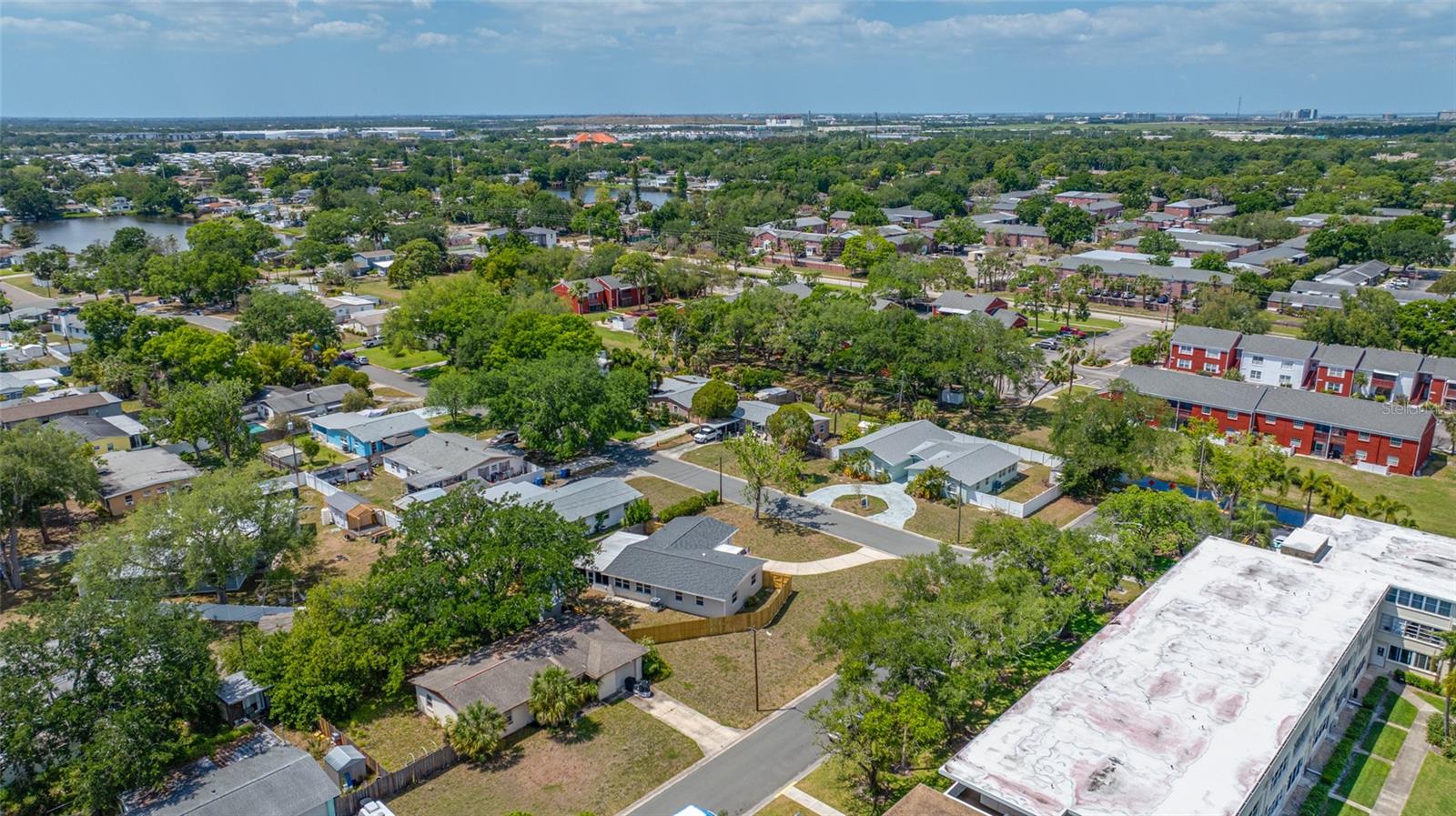 WINSTON PARK - Residential