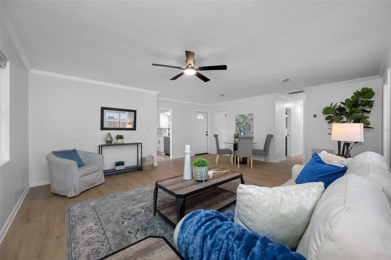 WINSTON PARK - Residential