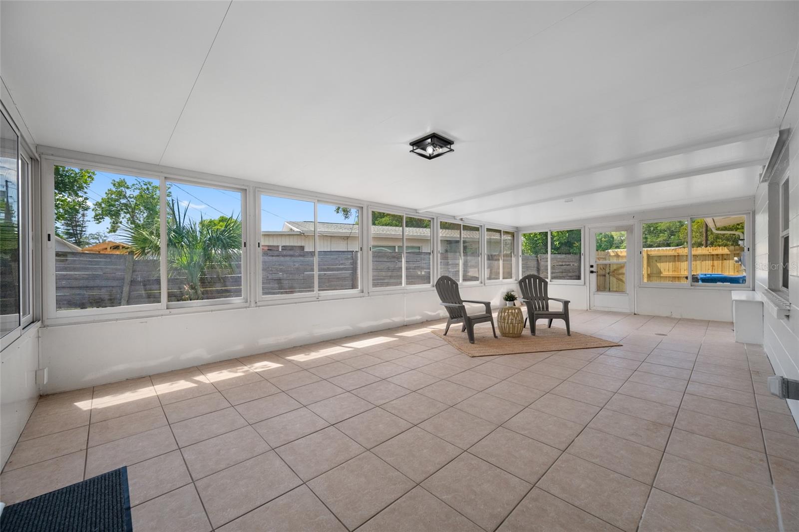 WINSTON PARK - Residential