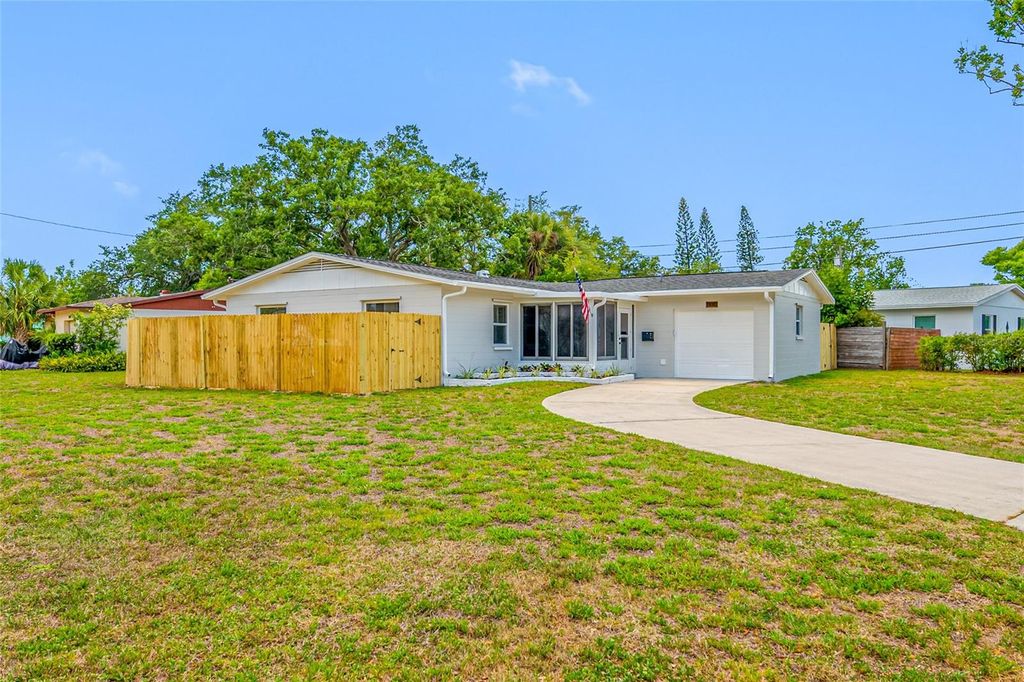 Photo of 1100 81st Avenue N, St Petersburg, FL 33702 (MLS # TB8486489)