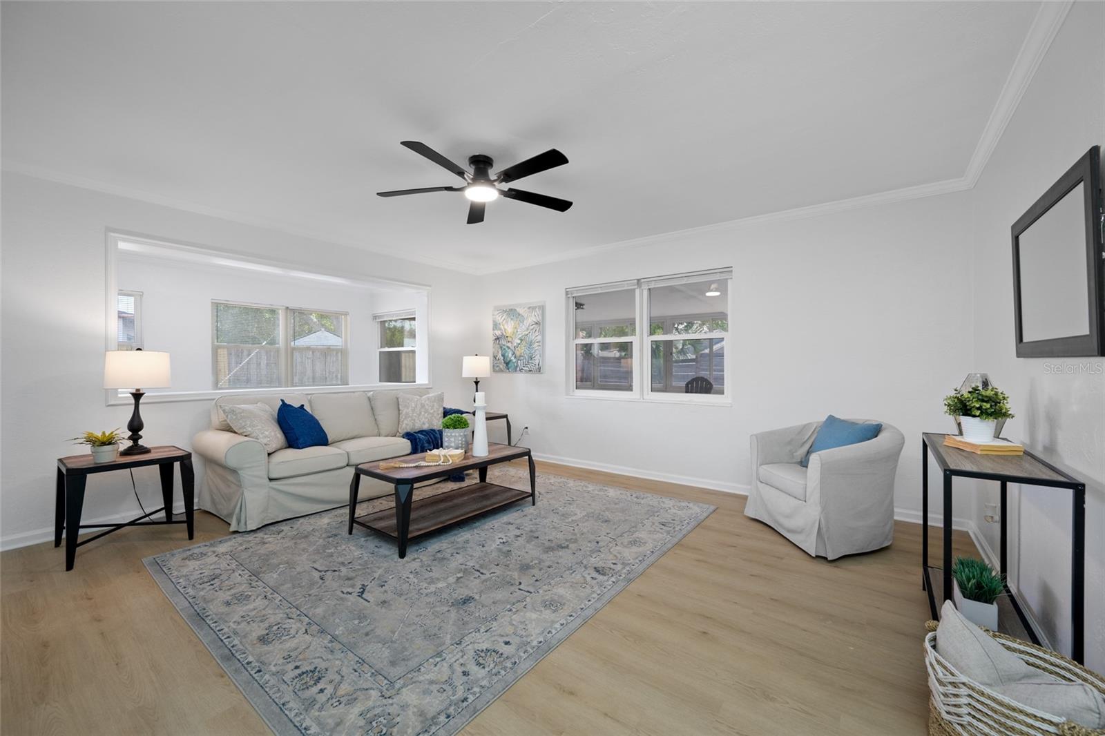 WINSTON PARK - Residential