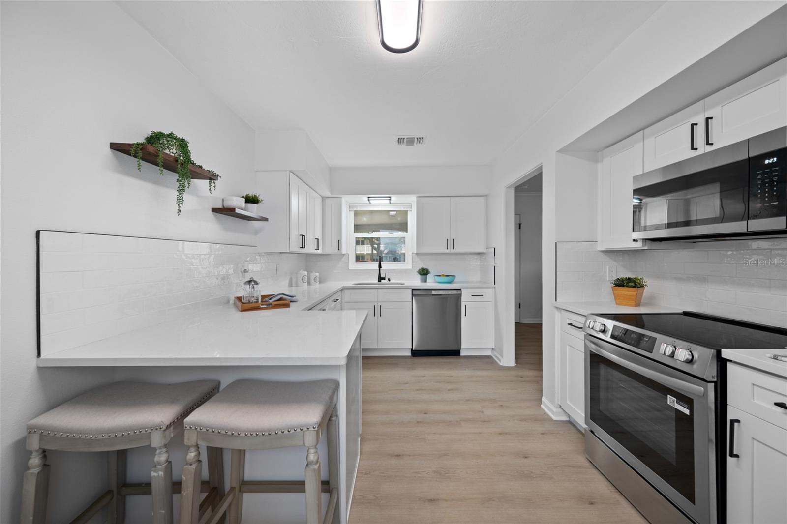 WINSTON PARK - Residential