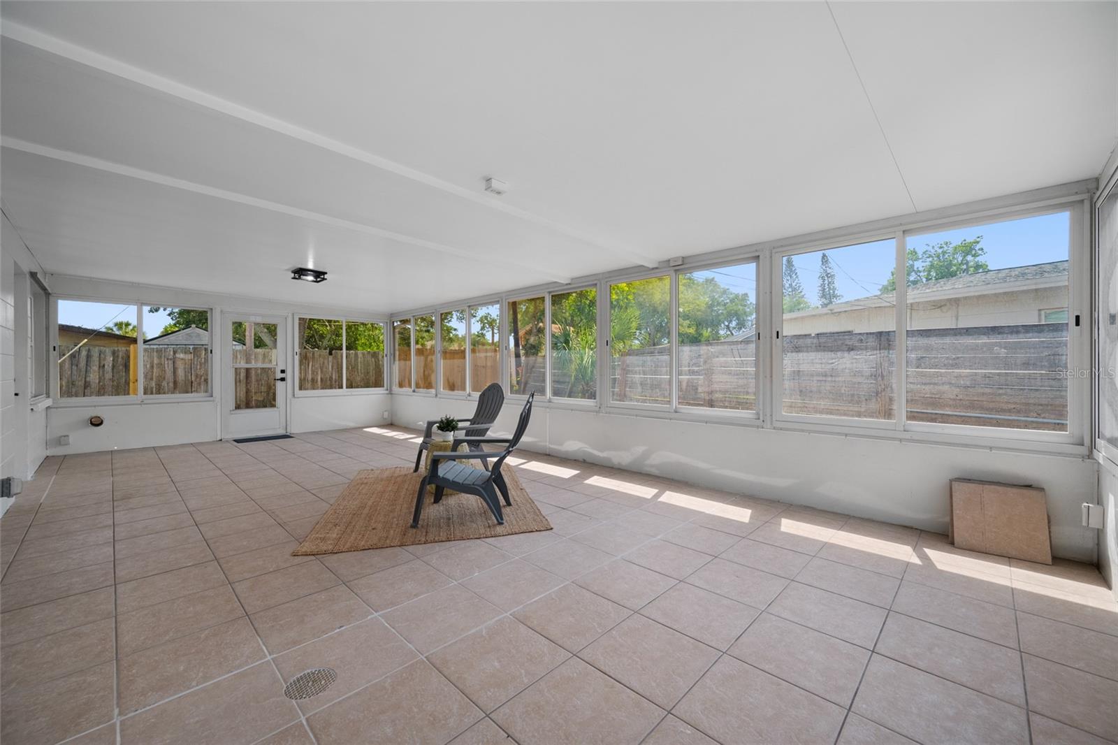 WINSTON PARK - Residential