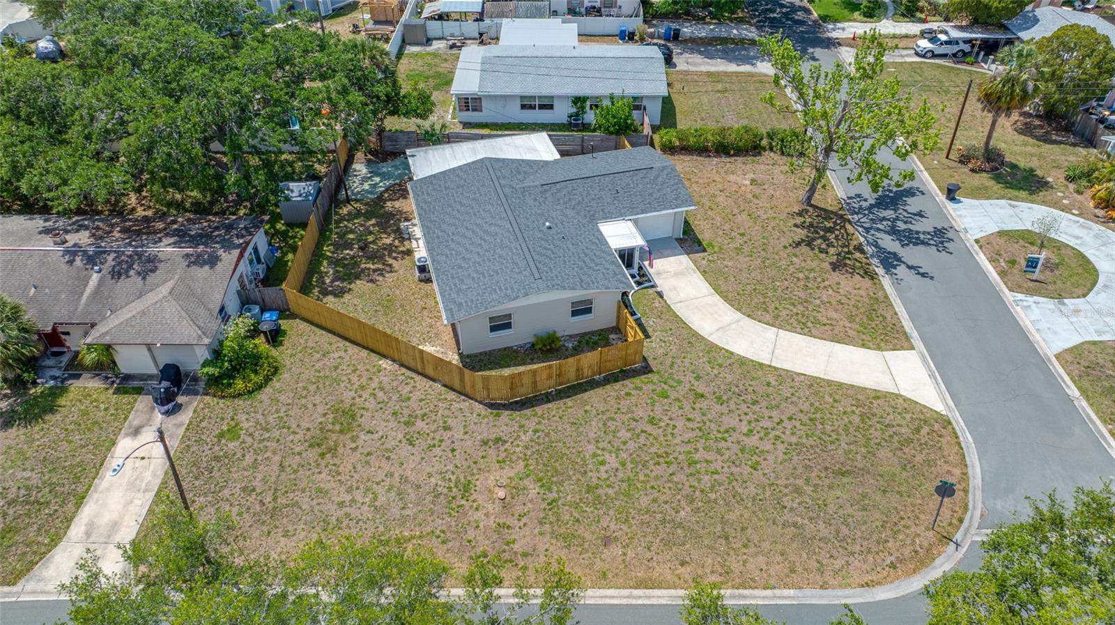 WINSTON PARK - Residential