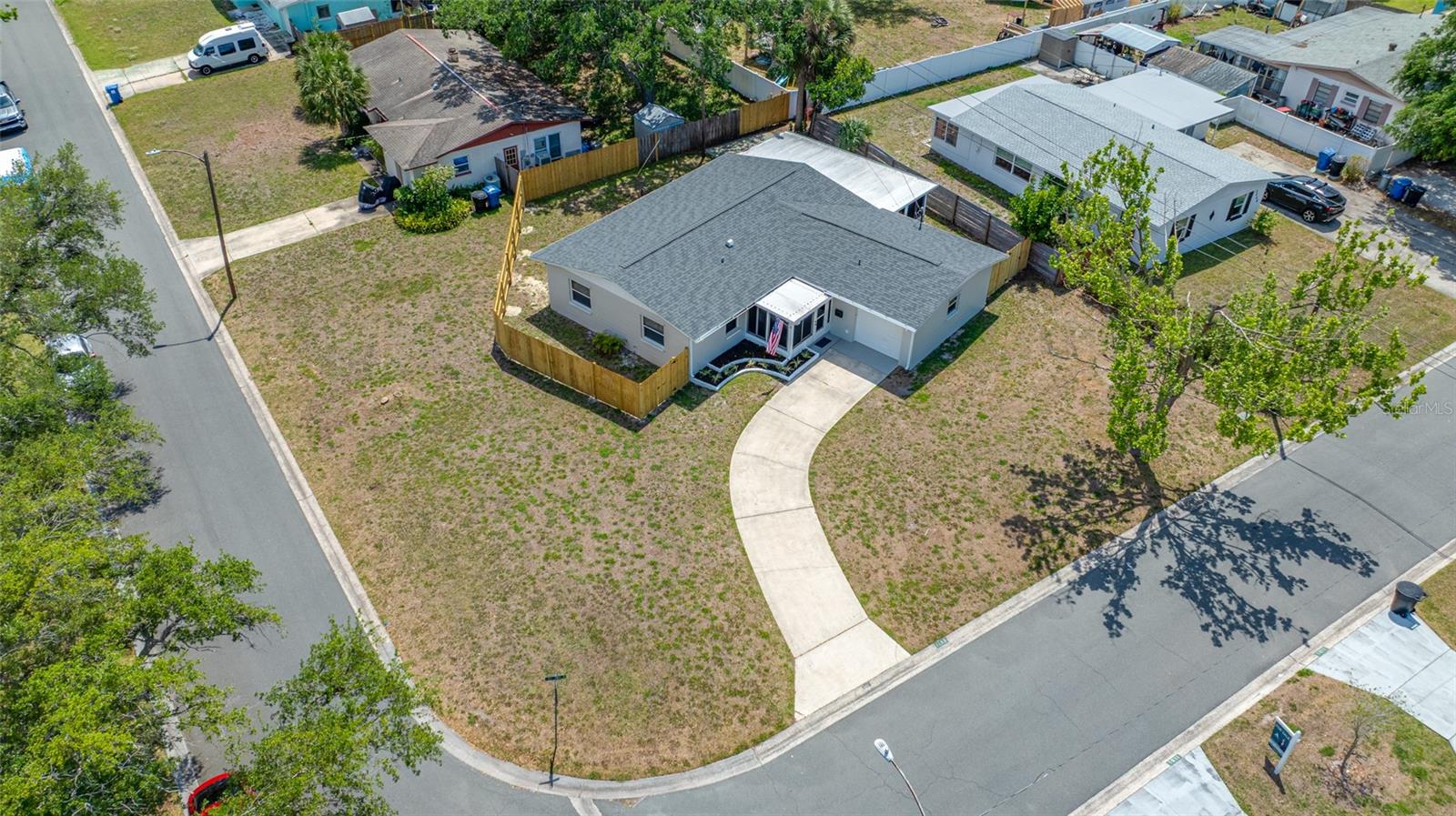 WINSTON PARK - Residential