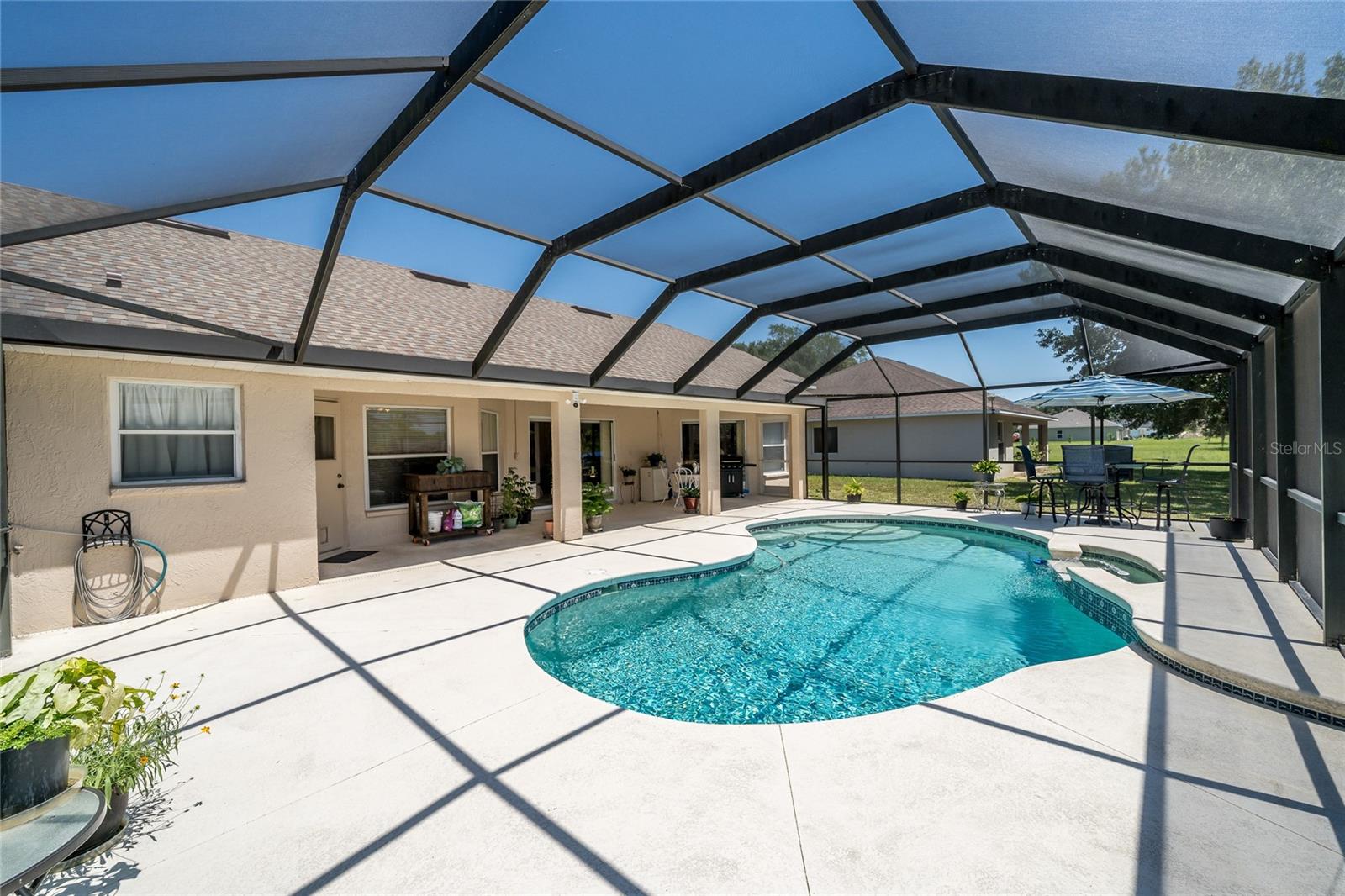 5465 CHESTNUT RIDGE ROAD