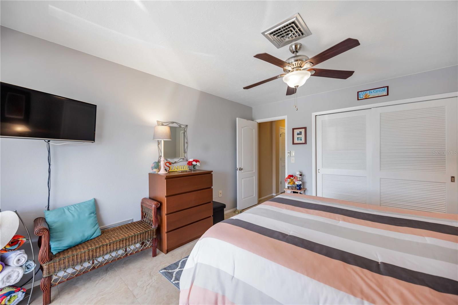 OVERBROOK GARDENS UNIT 2 - Residential