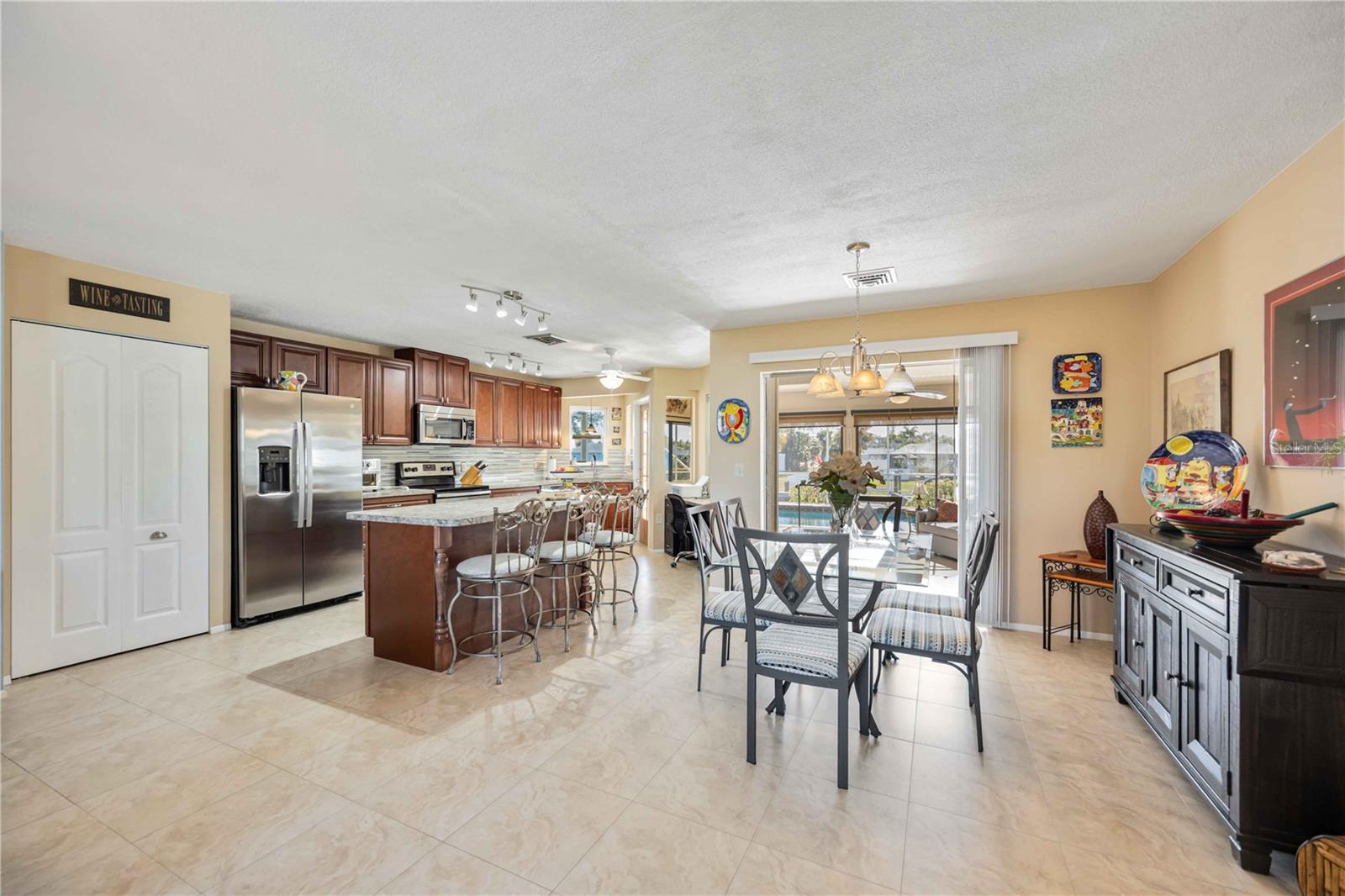 OVERBROOK GARDENS UNIT 2 - Residential