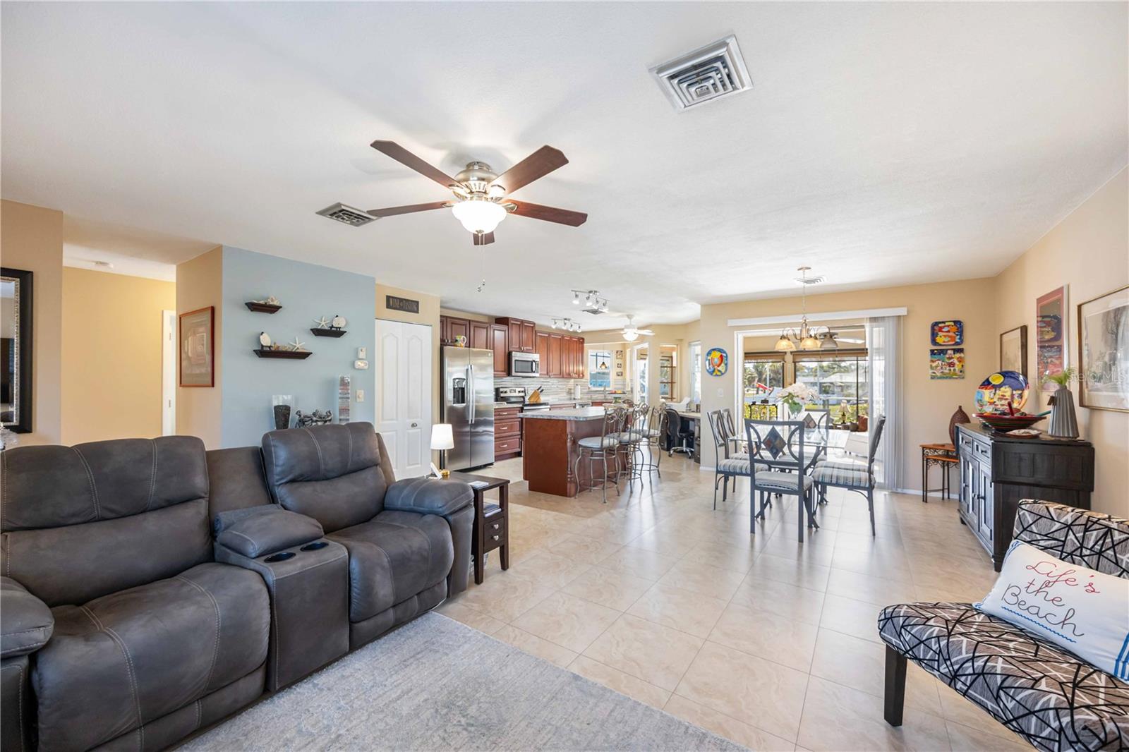 OVERBROOK GARDENS UNIT 2 - Residential