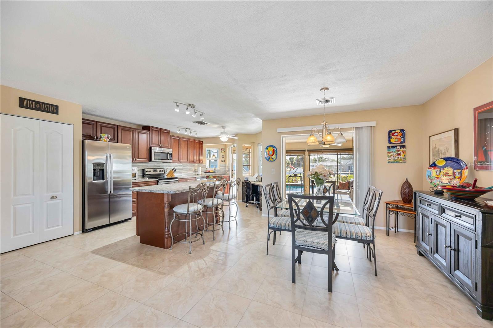 OVERBROOK GARDENS UNIT 2 - Residential