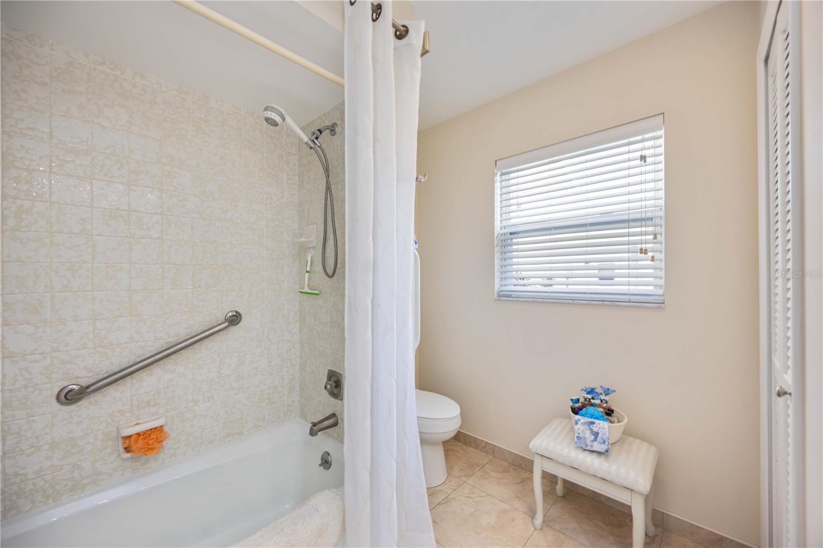 OVERBROOK GARDENS UNIT 2 - Residential