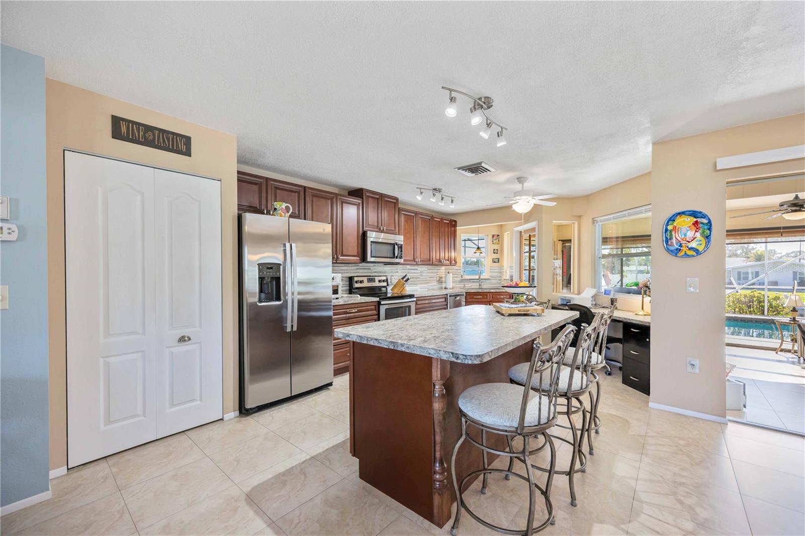 OVERBROOK GARDENS UNIT 2 - Residential