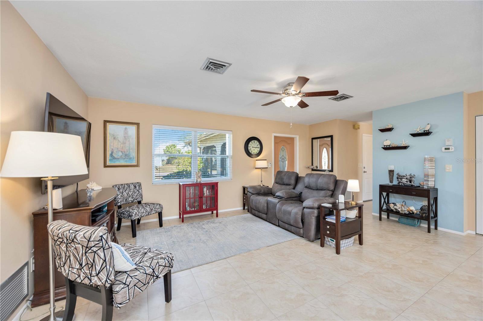 OVERBROOK GARDENS UNIT 2 - Residential