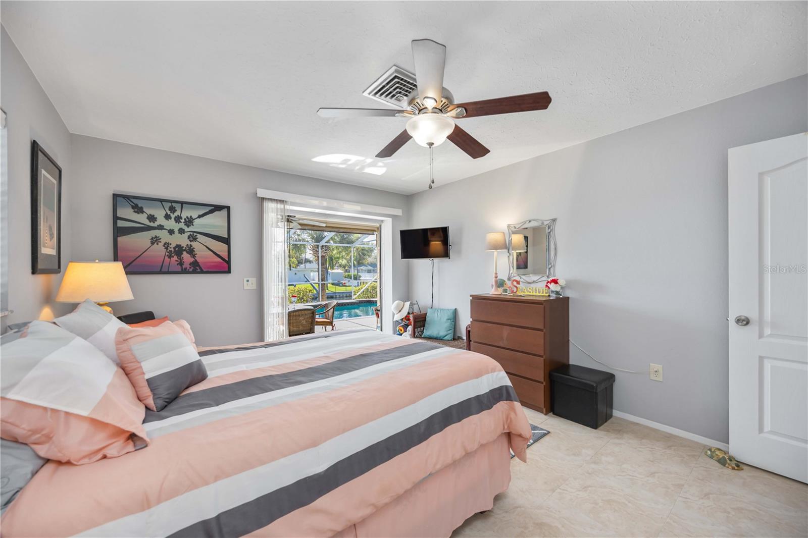 OVERBROOK GARDENS UNIT 2 - Residential