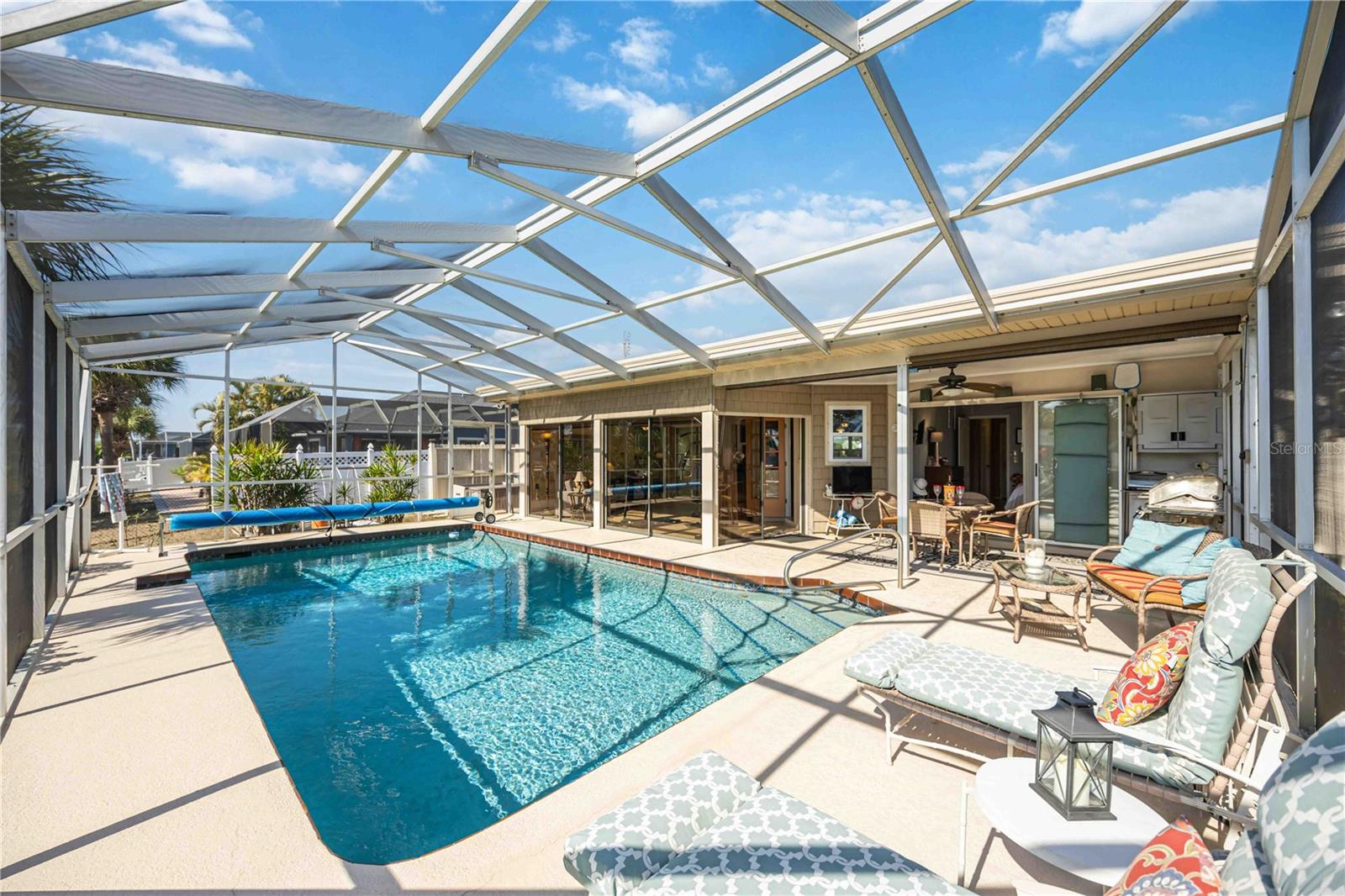 OVERBROOK GARDENS UNIT 2 - Residential